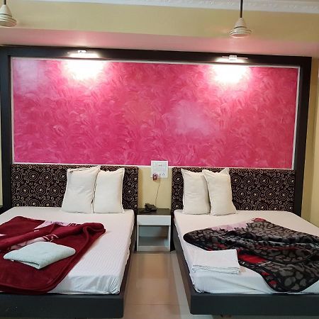 Hotel Swagatam International à Tarapith Extérieur photo