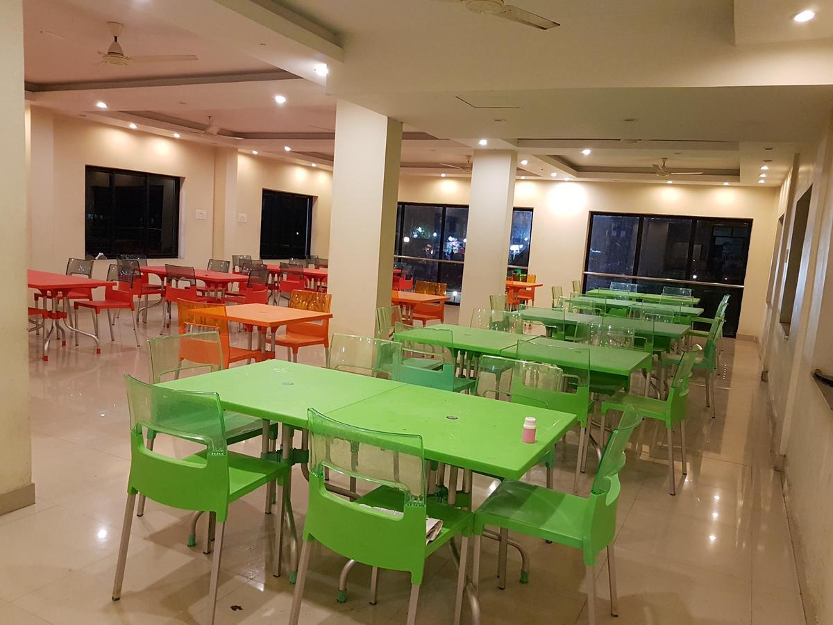 Hotel Swagatam International à Tarapith Extérieur photo