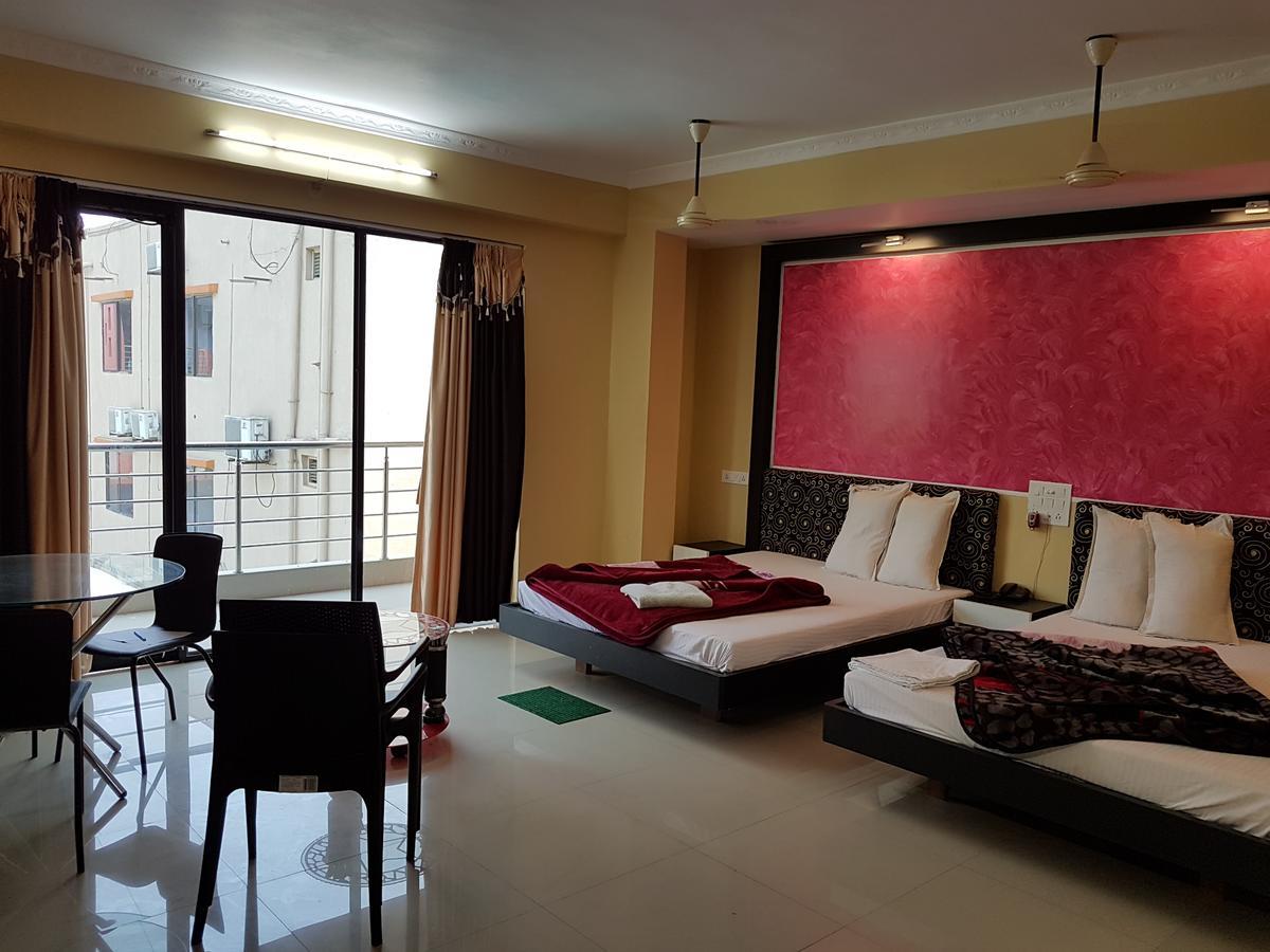 Hotel Swagatam International à Tarapith Extérieur photo