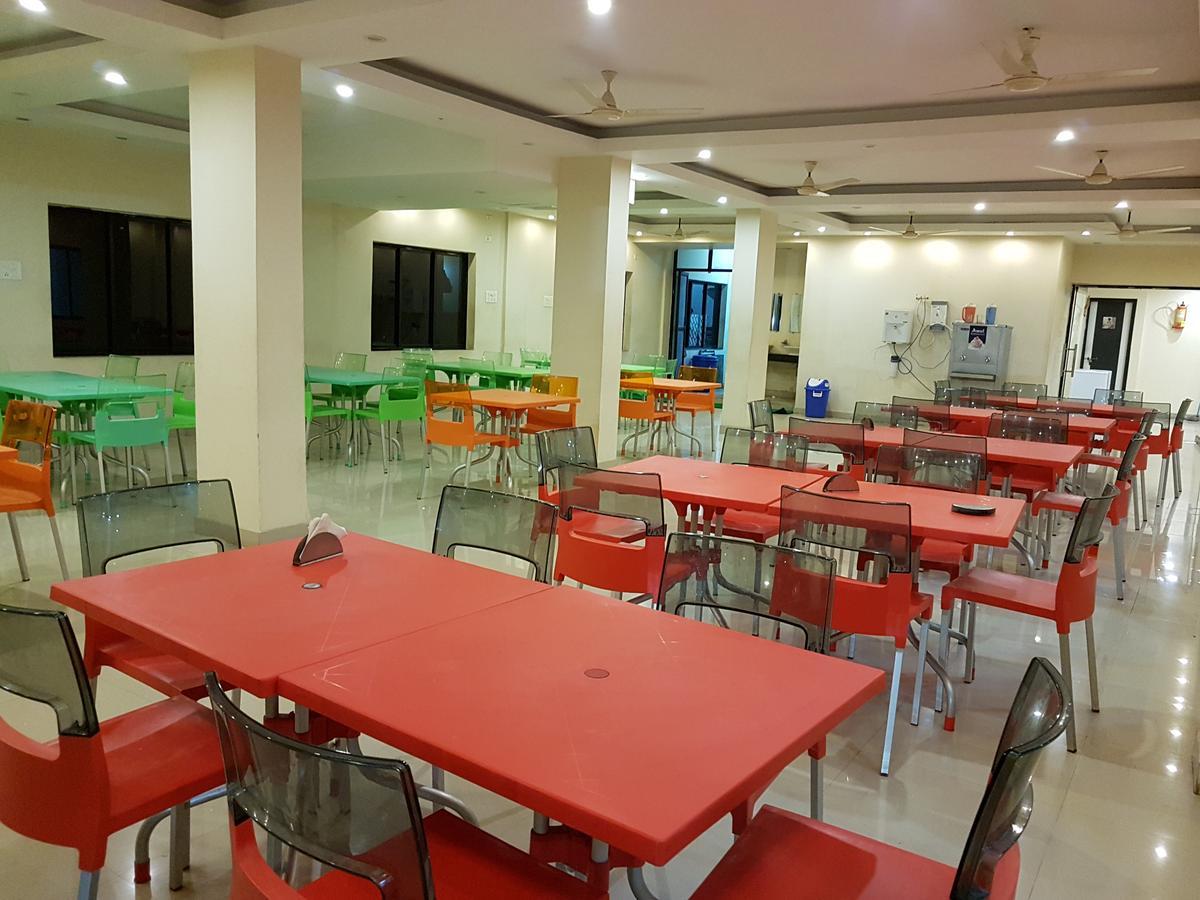 Hotel Swagatam International à Tarapith Extérieur photo