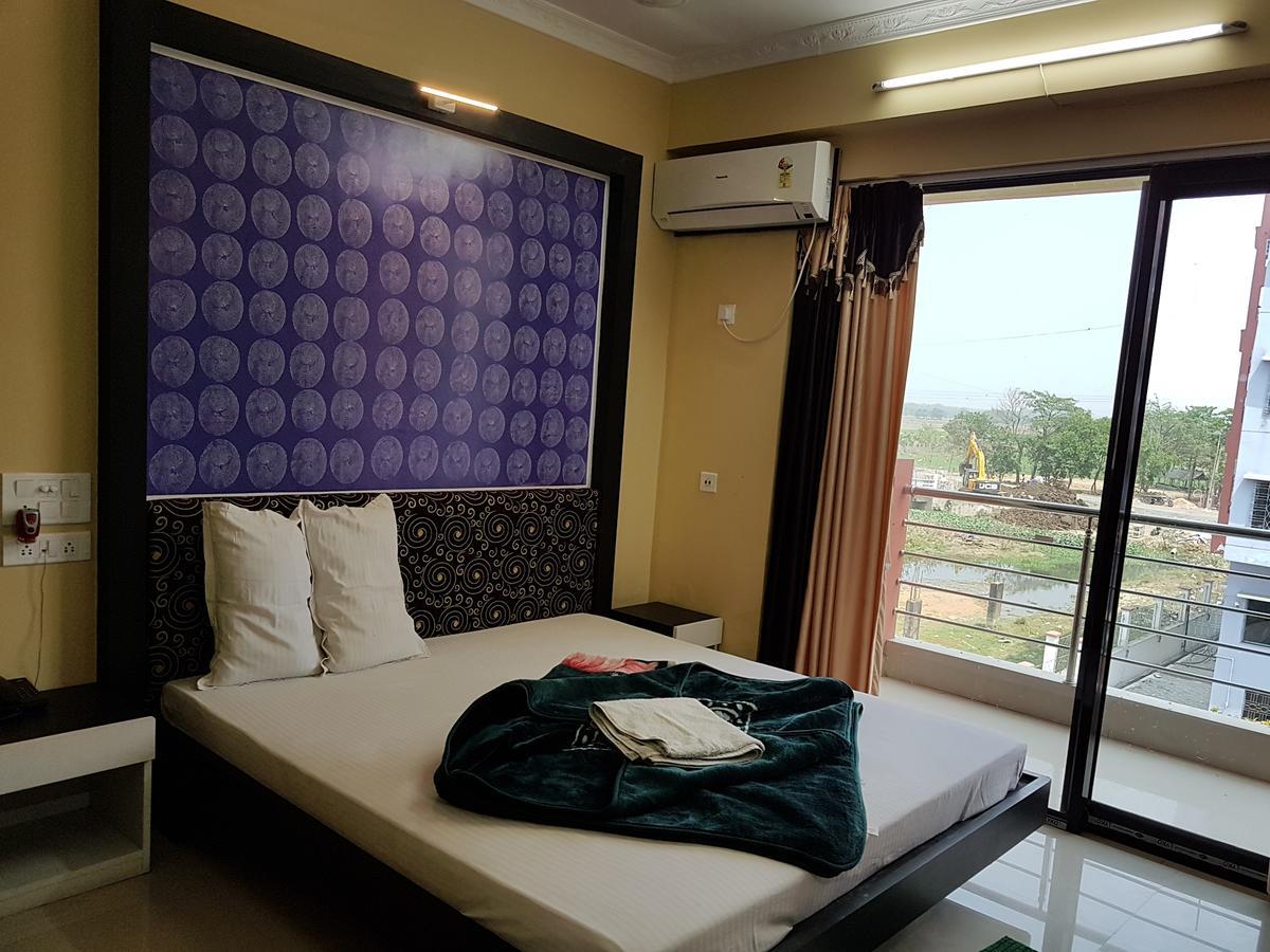 Hotel Swagatam International à Tarapith Extérieur photo