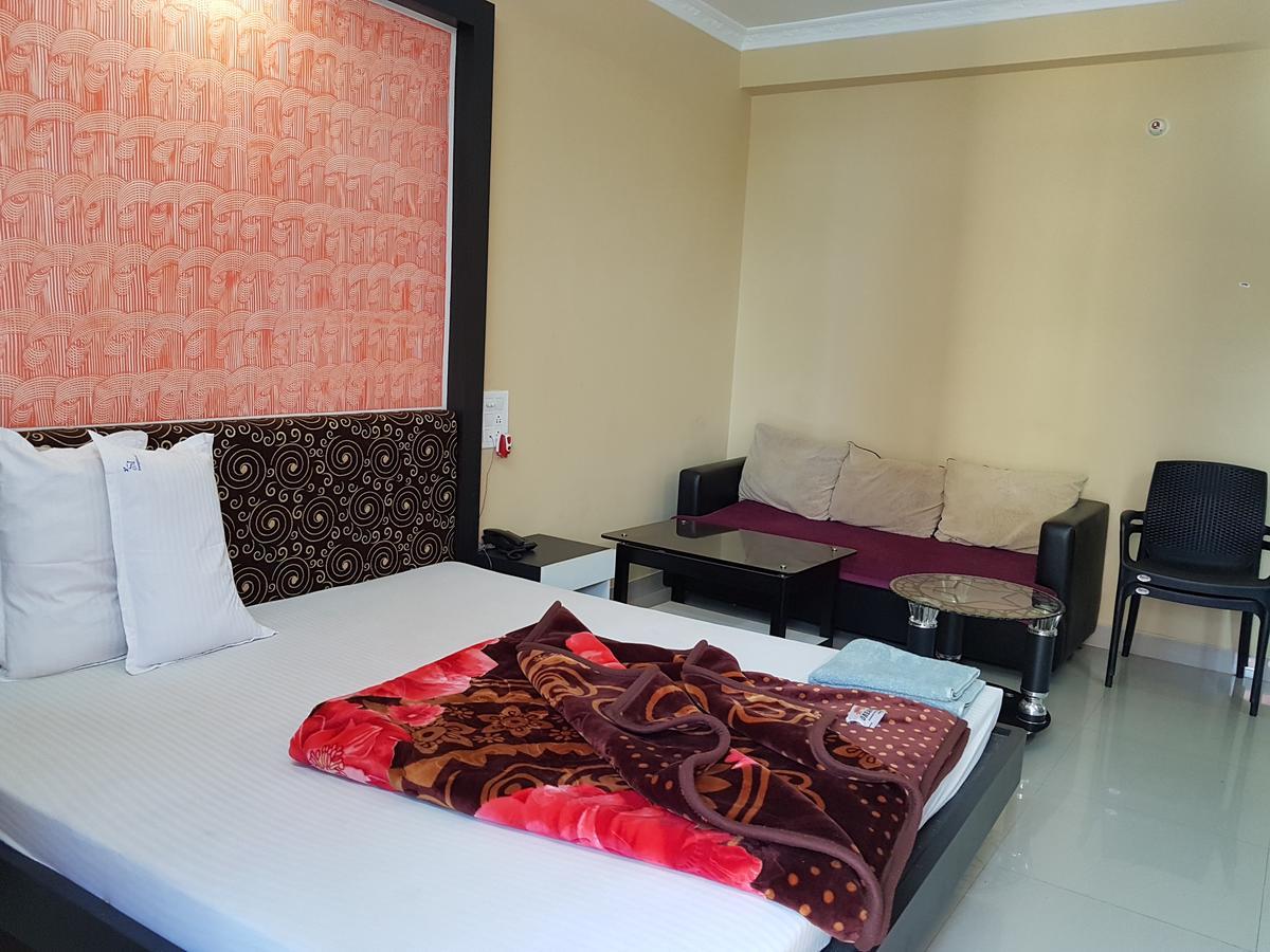 Hotel Swagatam International à Tarapith Extérieur photo