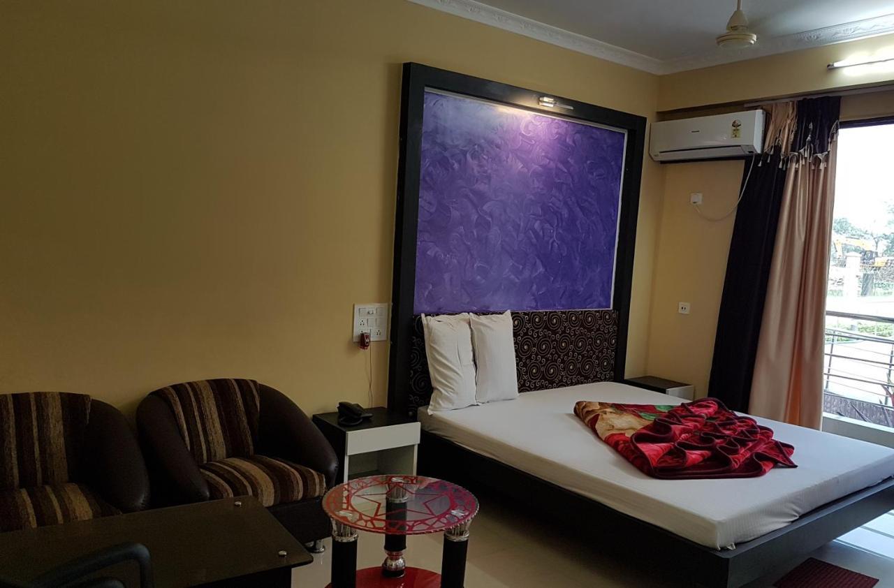 Hotel Swagatam International à Tarapith Extérieur photo